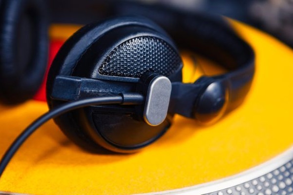 Why is $1 Billion Bitcoin Giant Bitfury Building a Blockchain Music Service?